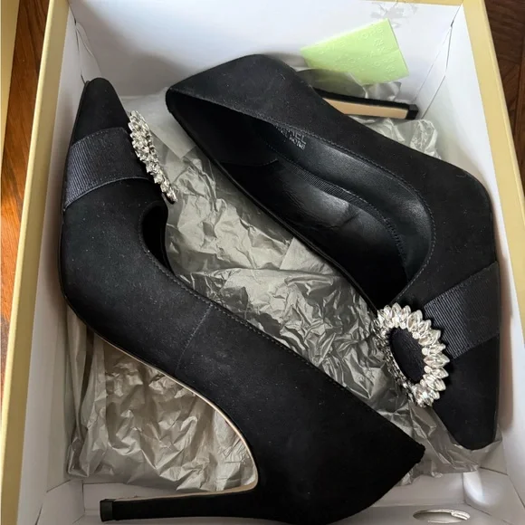 Michael Kors Black Suede Pumps - Picture 4 of 4